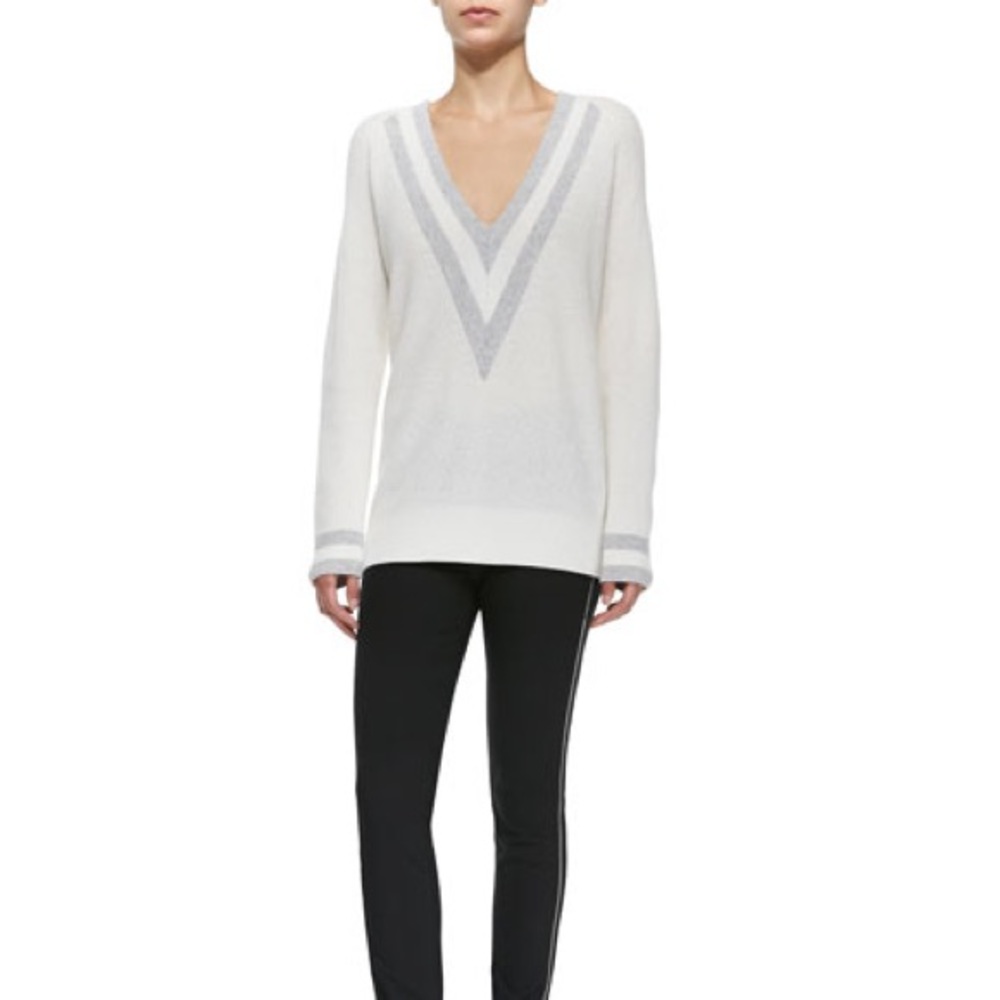 Rag & Bone 100% Cashmere V Neck Lightweight Sweater, size M